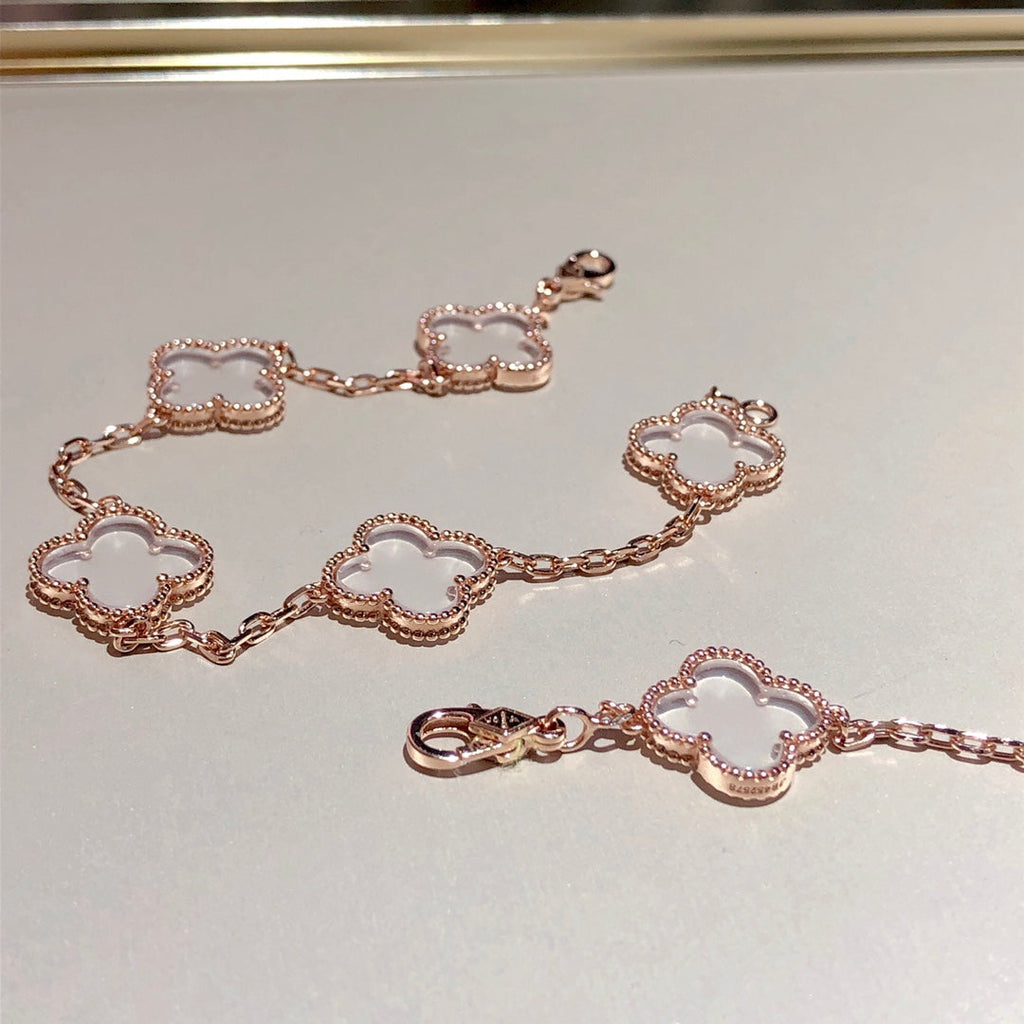 [Glow Jewelry]CLOVER 5 MOTIF ROCK CRYSTAL BRACELET