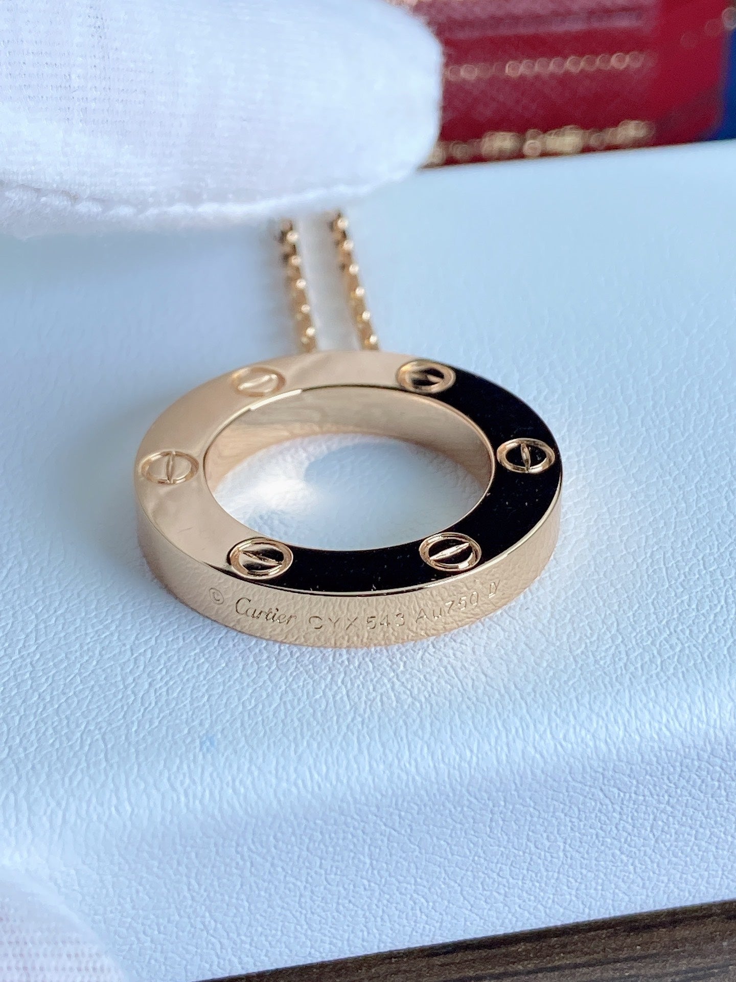 GlowLOVE NECKLACE 16MM