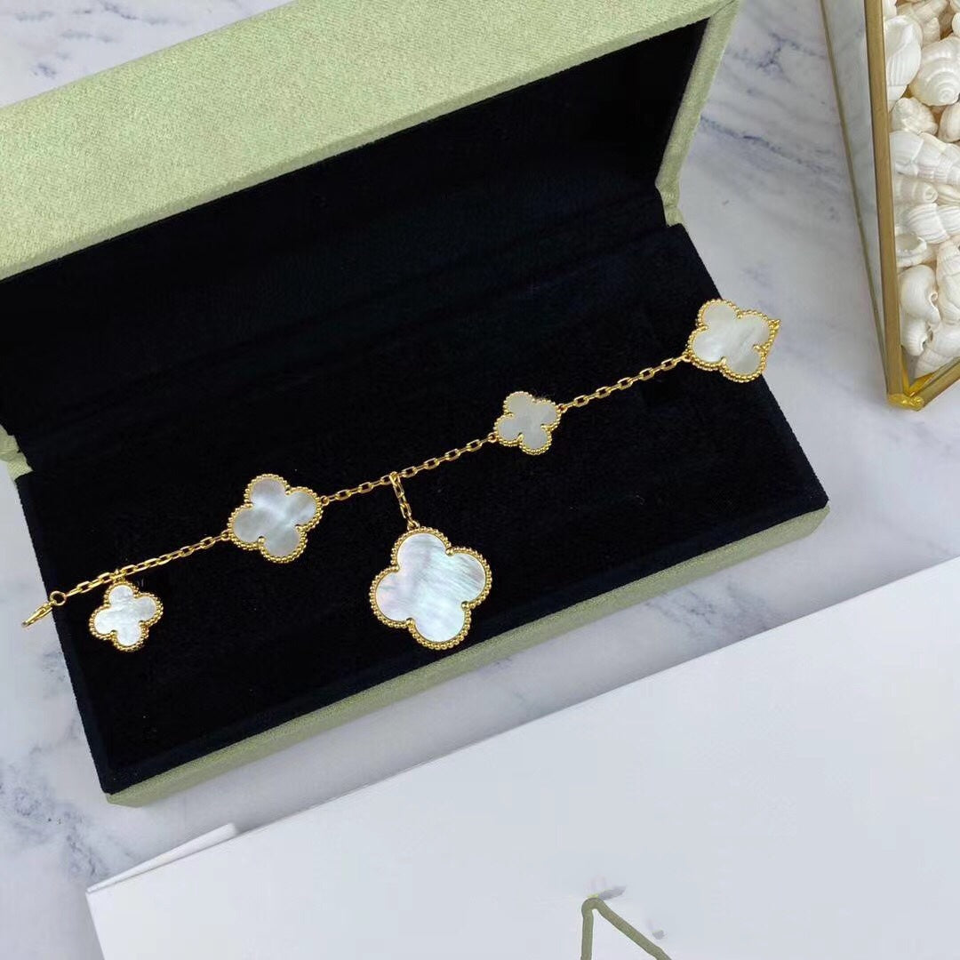 ¡®Glow¡¯MAGIC CLOVER MOP GOLD BRACELET 5 MOTIFS
