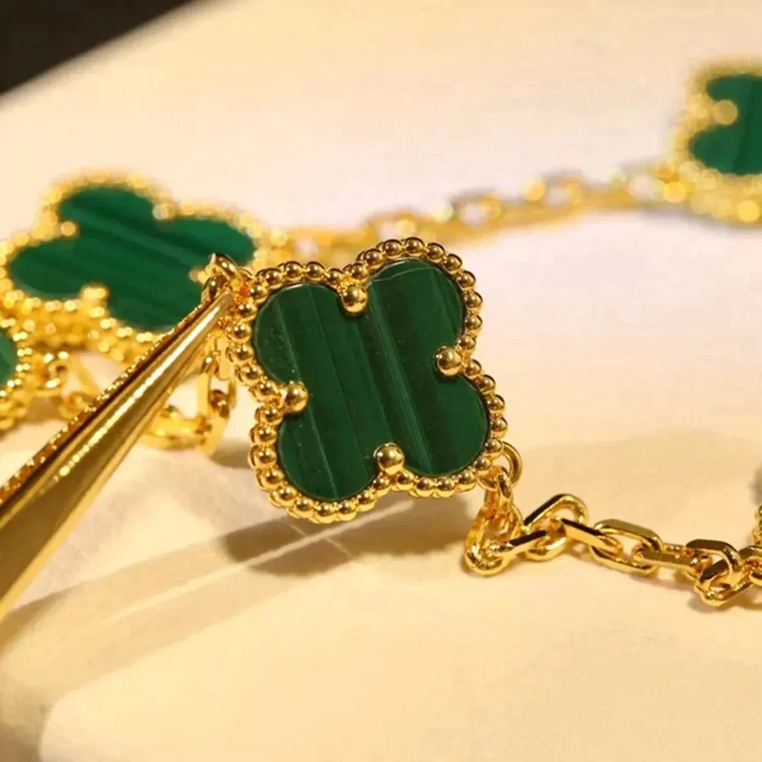 [Glow]New  CLOVER 5 MOTIF MALACHITE BRACELET COLLECTION