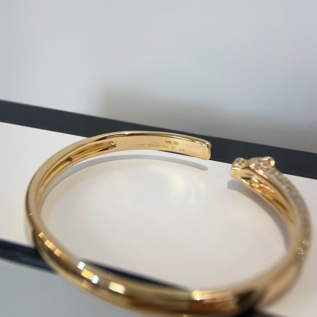 GlowPANTHERE GOLD DIAMOND OPEN BRACELET