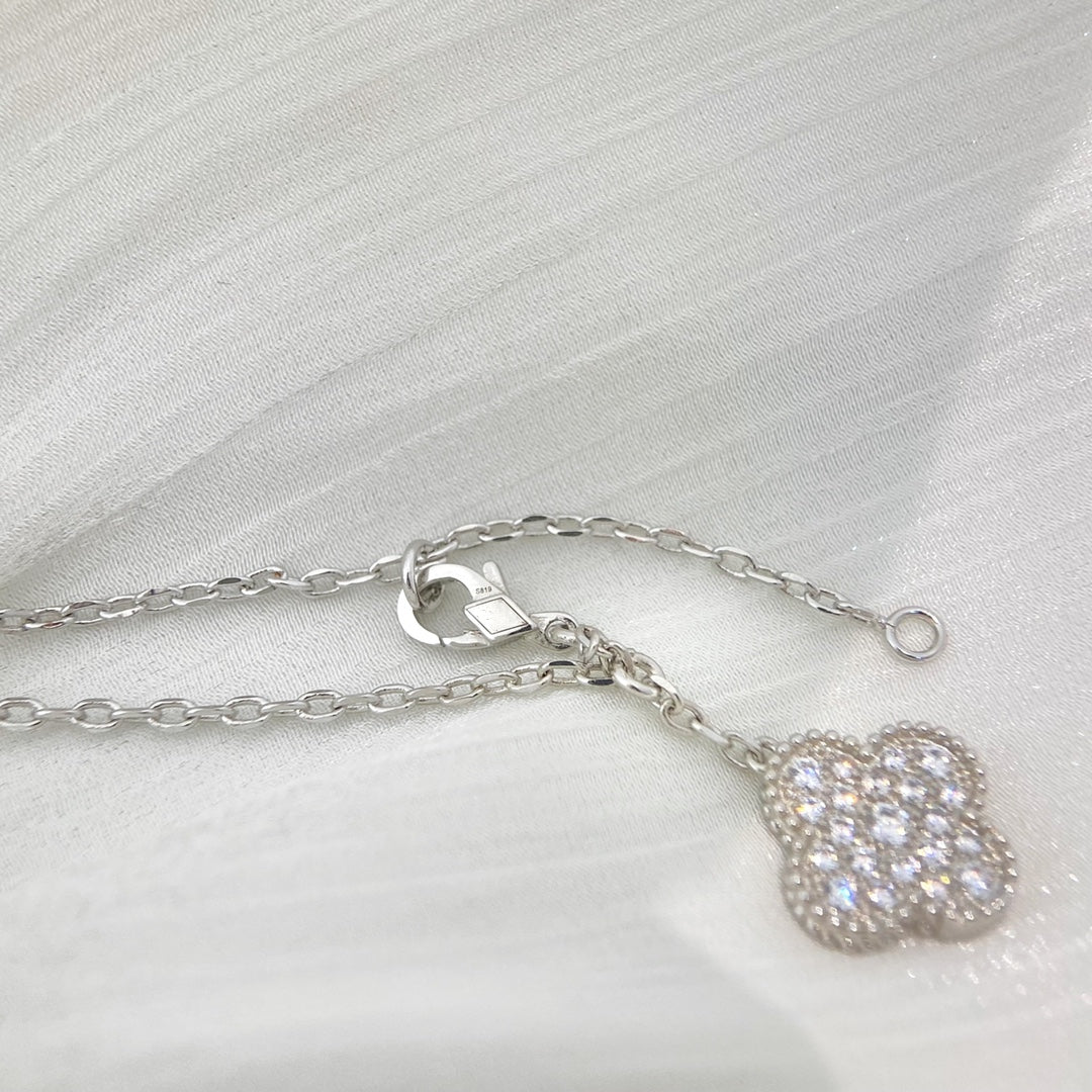 ¡®Glow¡¯CLOVER 5 MOTIFS SILVER DIAMONDS NECKLACE