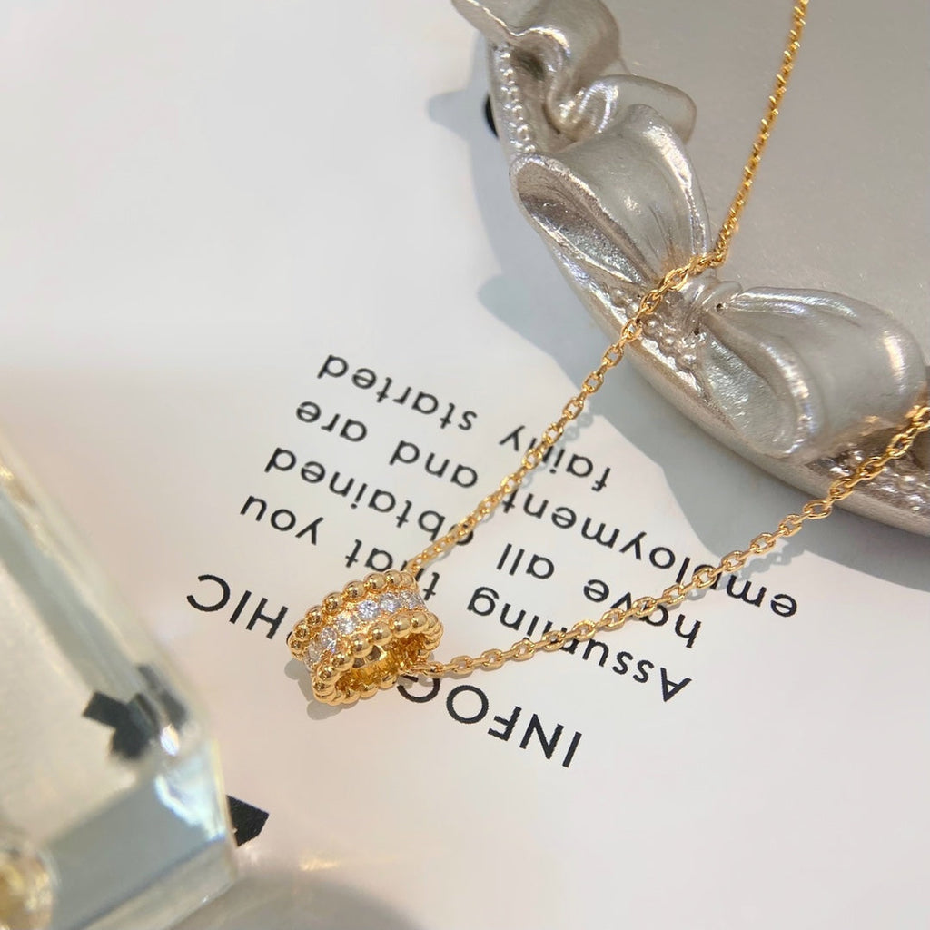 ¡®Glow¡¯PERLEE DIAMOND NECKLACE