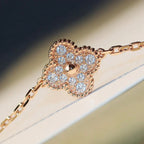 ¡®Glow¡¯CLOVER 20 MOTIFS LASER DIAMOND NECKLACE