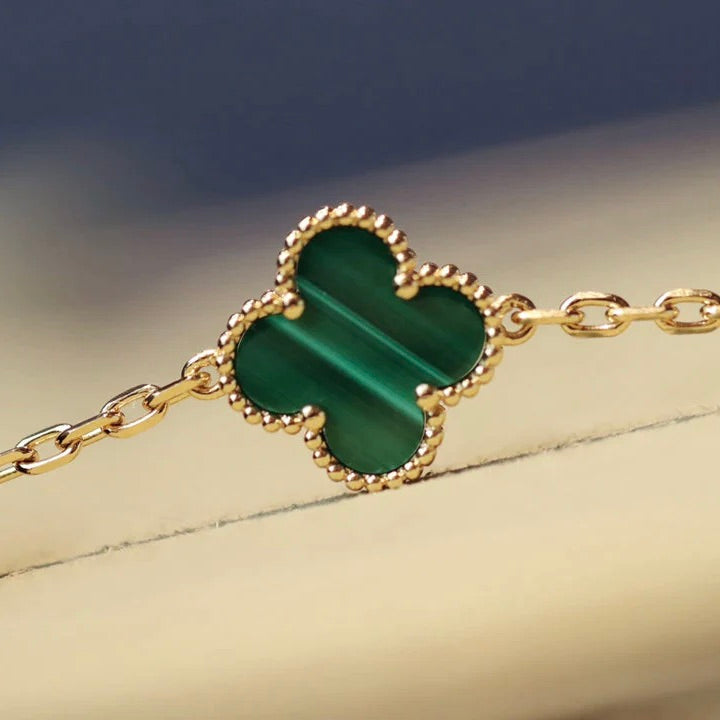 ¡®Glow¡¯CLOVER 20 MOTIFS MALACHITE DIAMOND NECKLACE