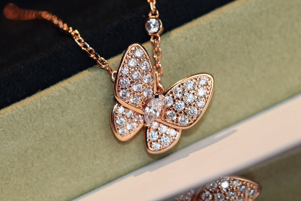 ¡®Glow¡¯BUTTERFLY DIAMOND NECKLACE
