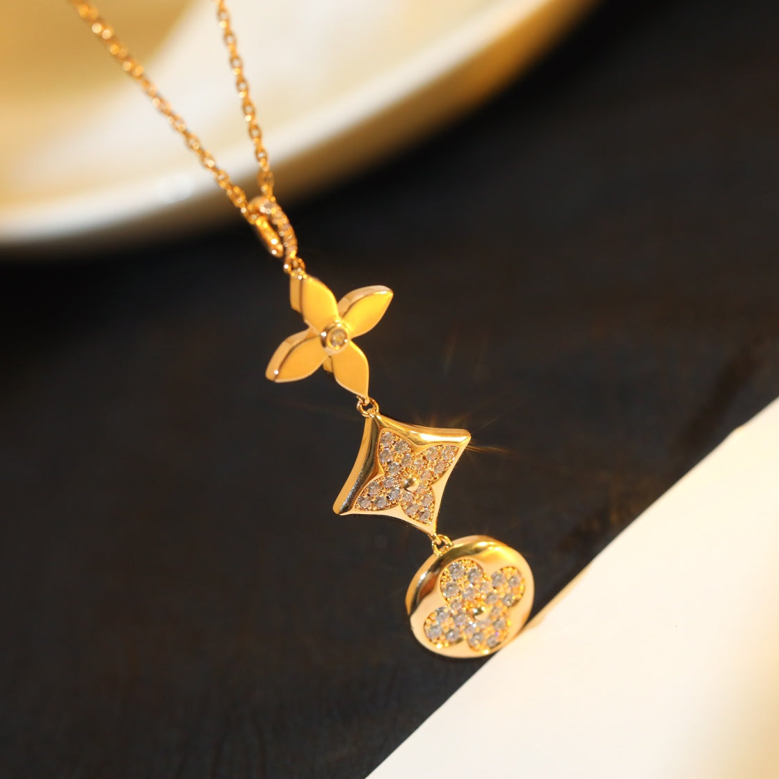 GlowSTAR AND SUN DIAMOND PINK GOLD NECKLACE