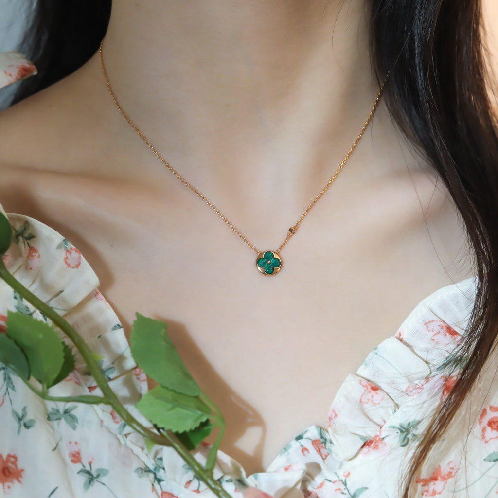 GlowSUN PEDANT PINK GOLD 1 DIAMOND NECKLACE