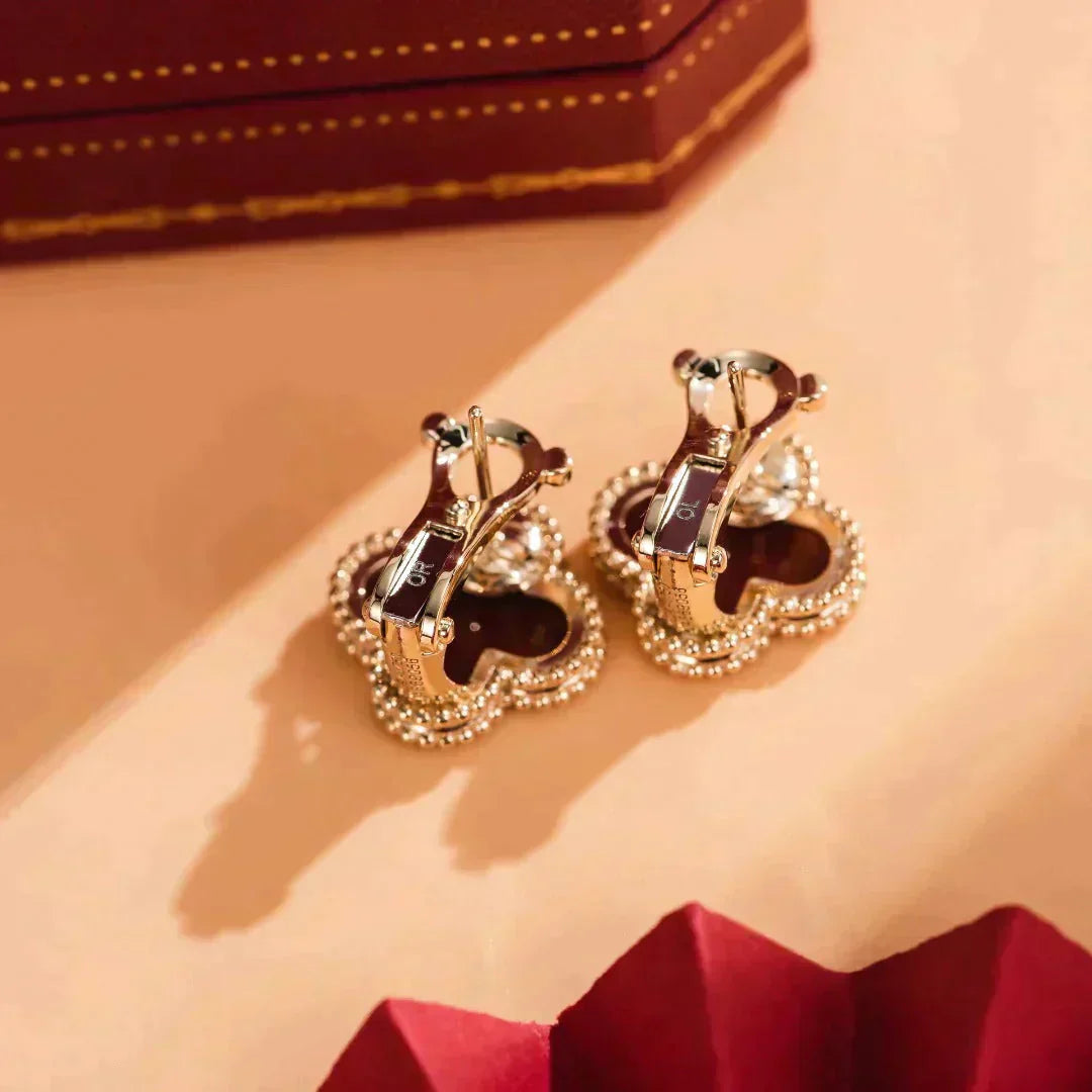 ¡®Glow¡¯CLOVER MEDIUM 1 MOTIFS CARNELIAN  EARRINGS