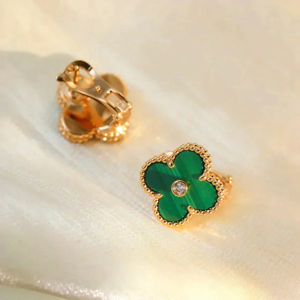 ¡®Glow¡¯CLOVER MEDIUM 1 MOTIFS MALACHITE DIAMOND EARRINGS