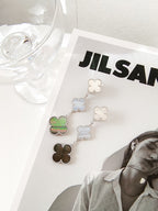 ¡®Glow¡¯CLOVER 3 MOTIFS CHALCEDONY DARK MOP SILVER EARRINGS