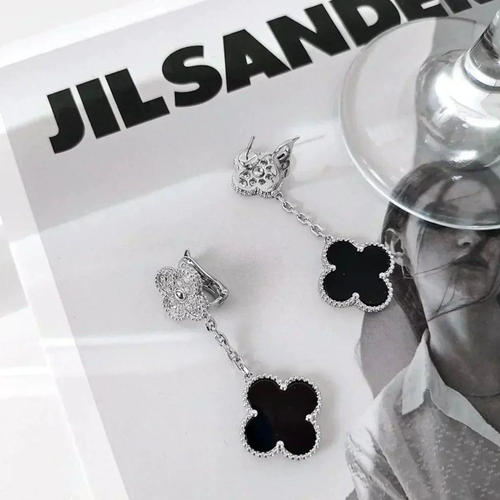 ¡®Glow¡¯CLOVER 2 MOTIFS  DIAMOND ONYX EARRINGS SILVER