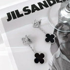 ¡®Glow¡¯CLOVER 2 MOTIFS  DIAMOND ONYX EARRINGS SILVER