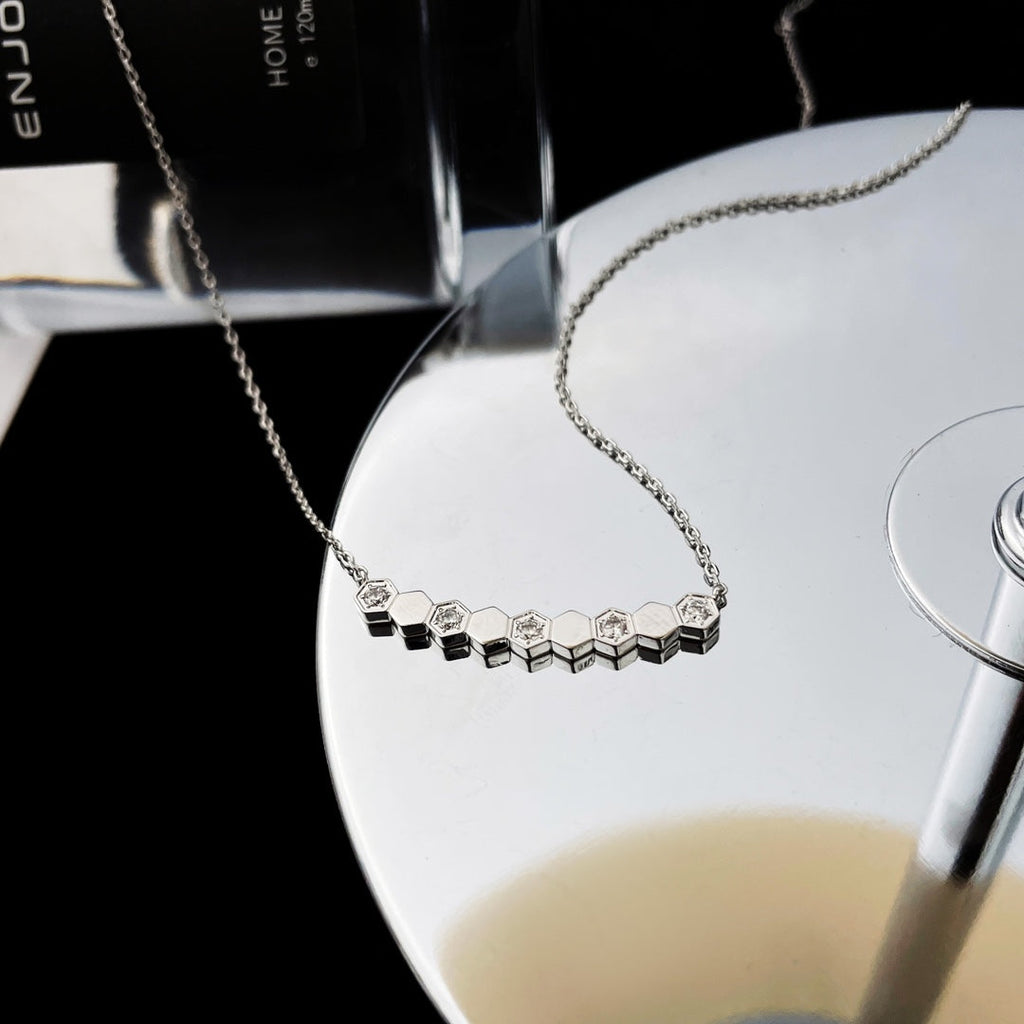 GlowBEE MY LOVE DIAMOND NECKLACE