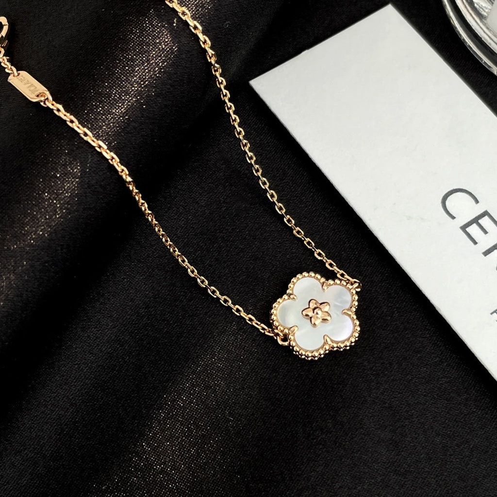 ¡®Glow¡¯LUCKY SPRING ROSE GOLD MOP BRACELET