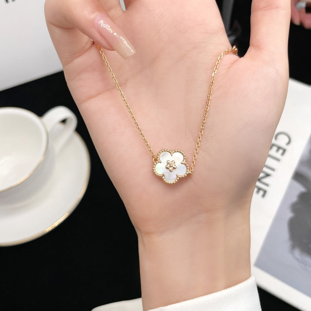 ¡®Glow¡¯LUCKY SPRING ROSE GOLD MOP BRACELET