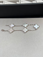 [Glow Jewelry]CLOVER WHITE PEARL MOP 5 MOTIF BRACELET COLLECTION