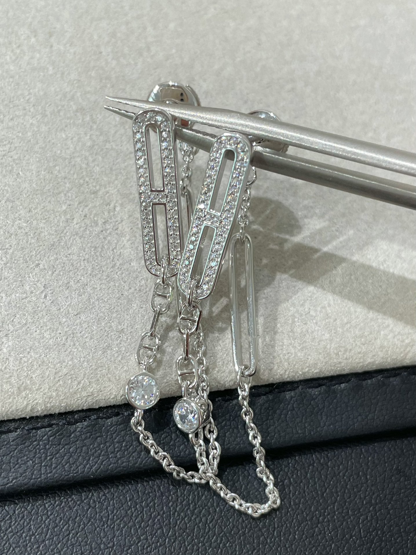 GlowCHAINE CHAOS DIAMOND DROP EARRINGS