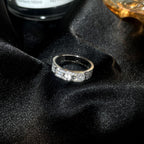 GlowKELLY SILVER DIAMOND RING