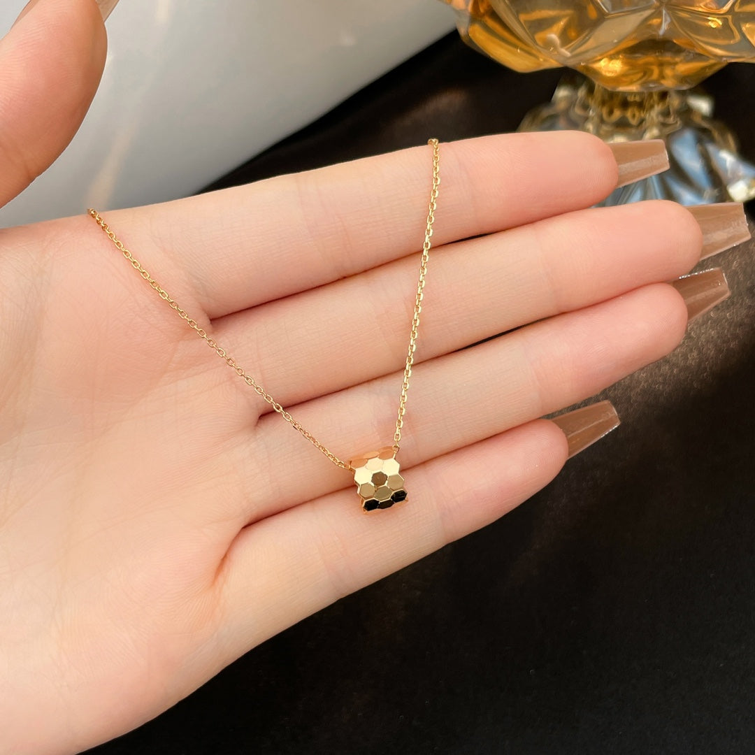 GlowBEE MINI NECKLACE