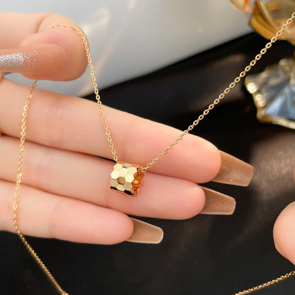 GlowBEE MINI NECKLACE
