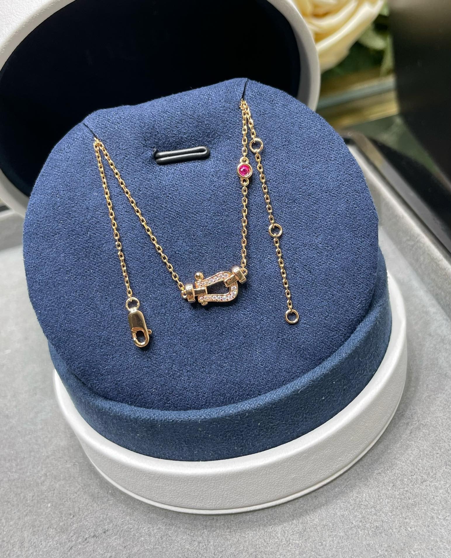 GlowFORCE 10 DIAMOND PINK GOLD NECKLACE