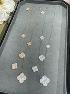 ¡®Glow¡¯CLOVER 6 MOTIF DIAMOND PAVED NECKLACE