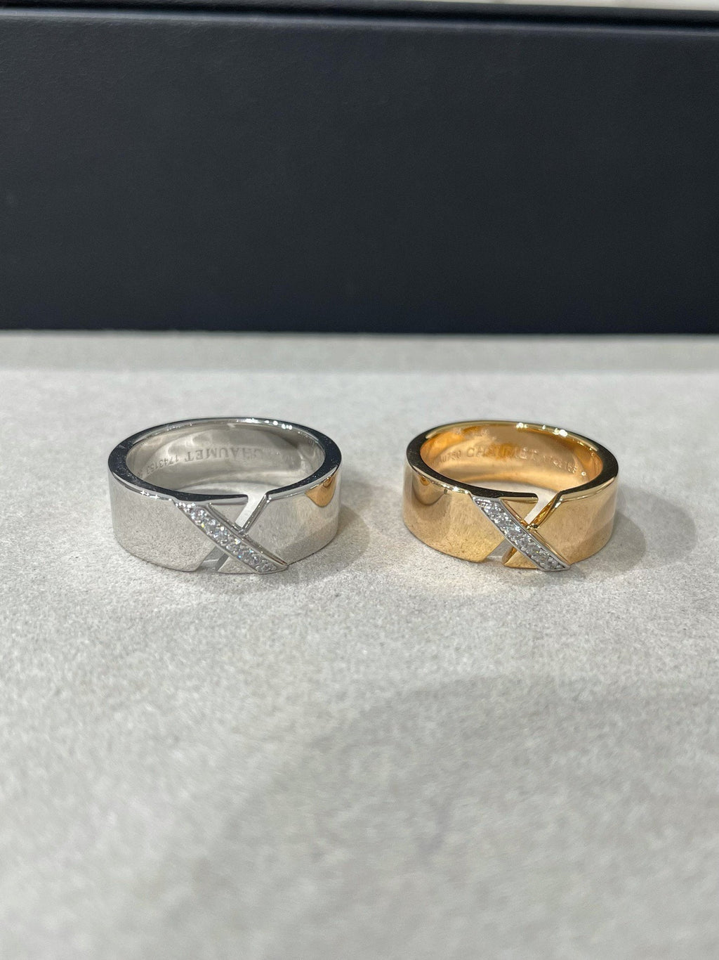 GlowLIENS EVIDENCE DIAOMOND RING
