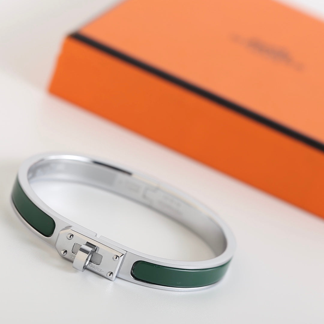 GlowHM KELLY KHAKI BRACELET