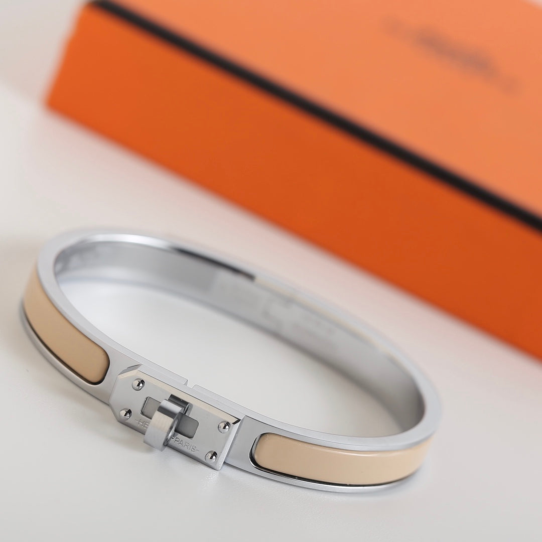 GlowHM KELLY BEIGE BRACELET