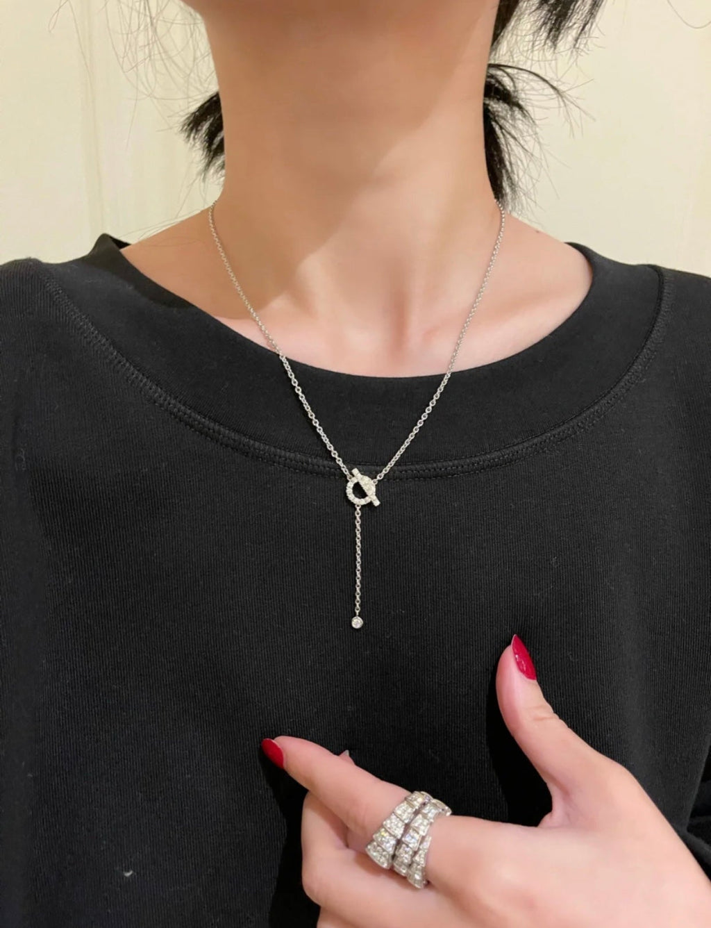 GlowFINESSE SILVER DIAMOND NECKLACE