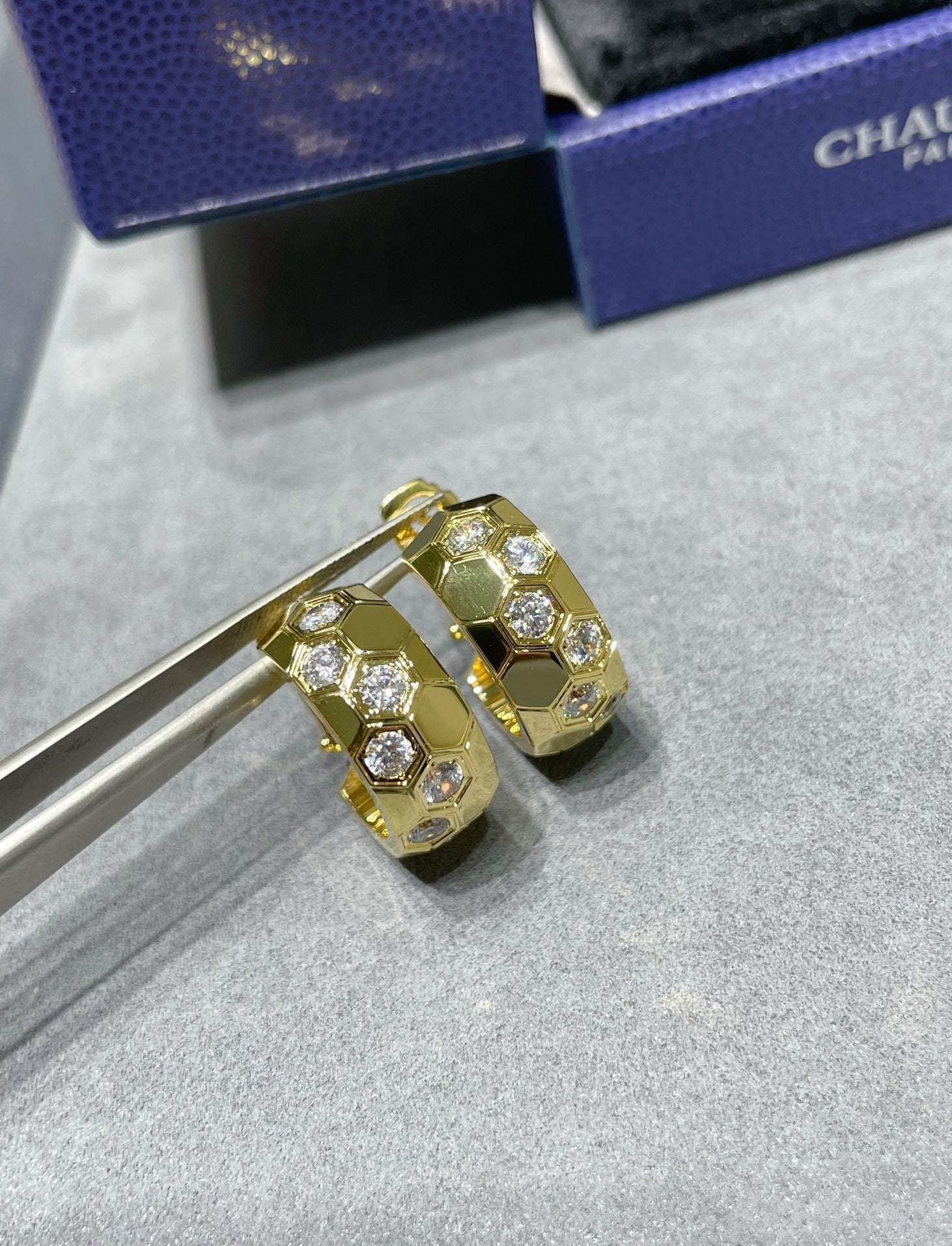 GlowBEE LOVE DIAMOND HOOP EARRINGS