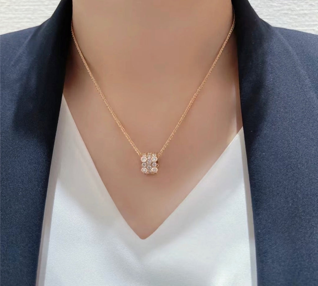 GlowBEE LOVE DIAMOND PAVED 3 ROW NECKLACE