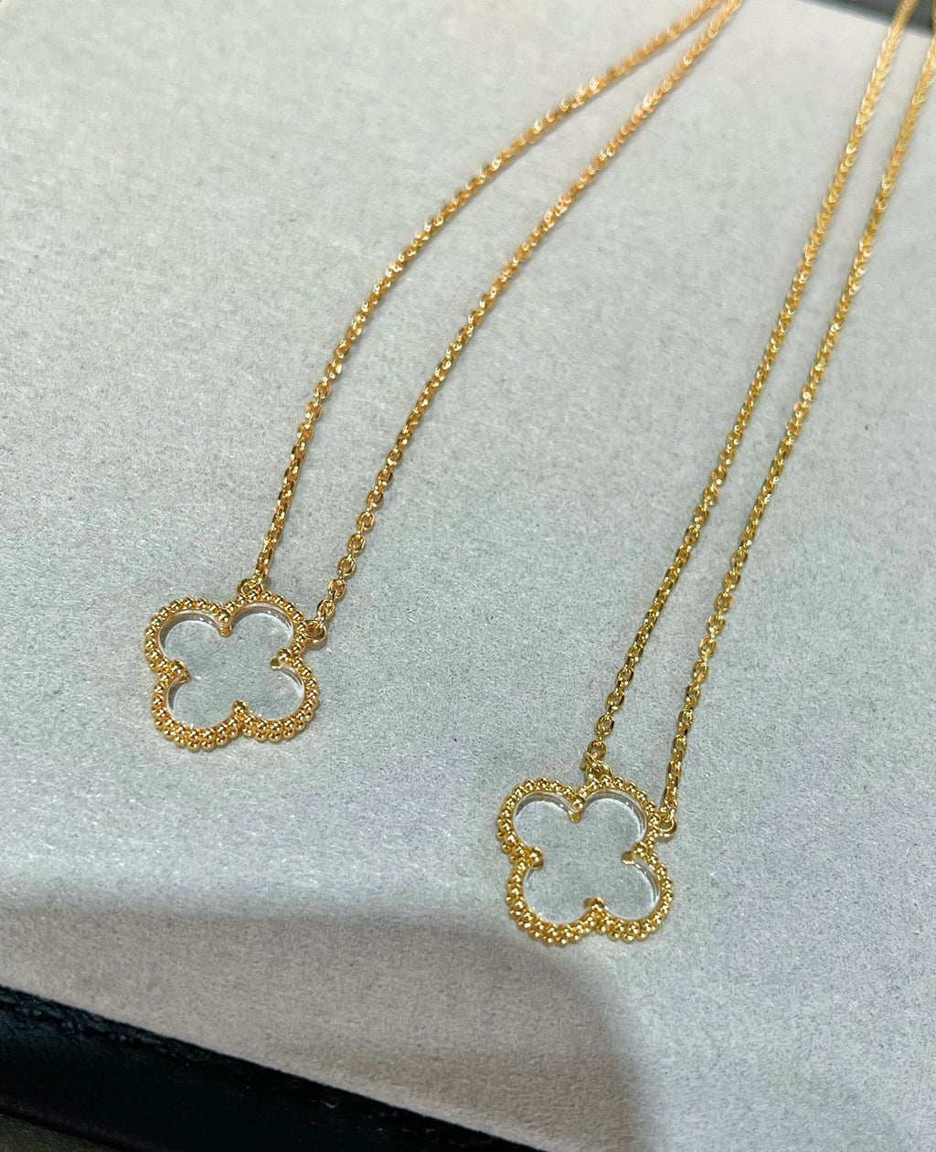 ¡®Glow¡¯CLOVER ROCK CRYSTAL ROSE GOLD NECKLACE