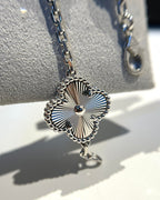 [Glow]New  CLOVER 5 MOTIF LASER BRACELET COLLECTION