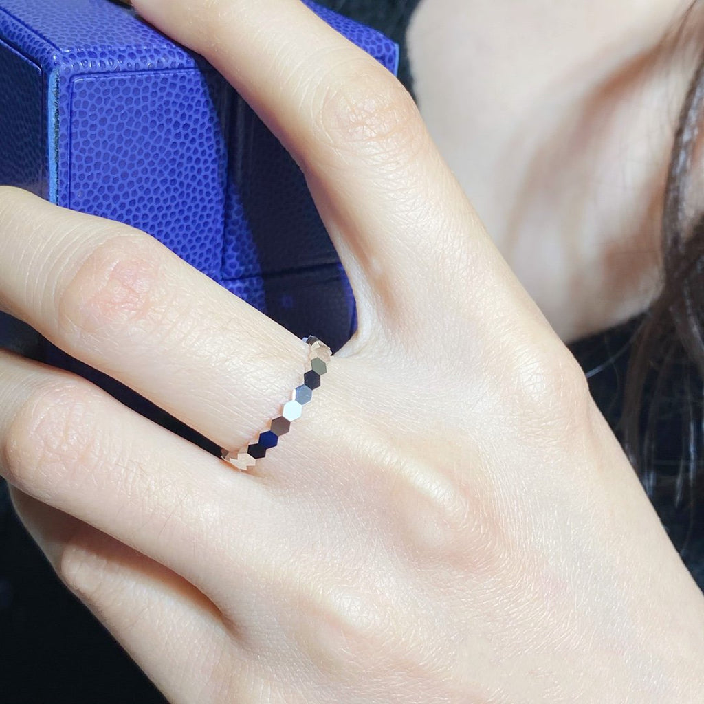 GlowBEE LOVE SMALL RING