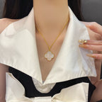 ¡®Glow¡¯CLOVER 25MM MOP LARGE PENDANT NECKLACE