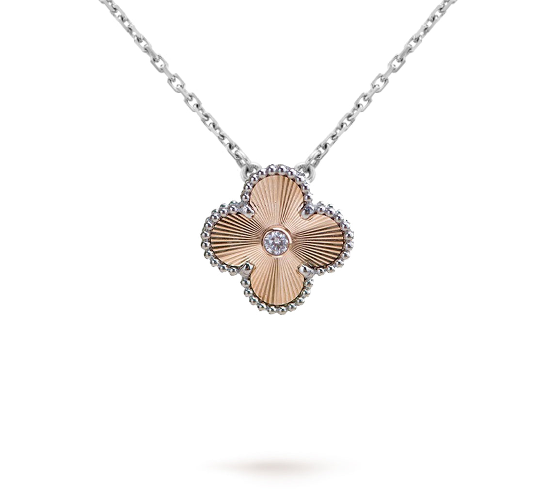 GlowCHRISTMAS LIMITED EDITION NECKLACE COLLECTION