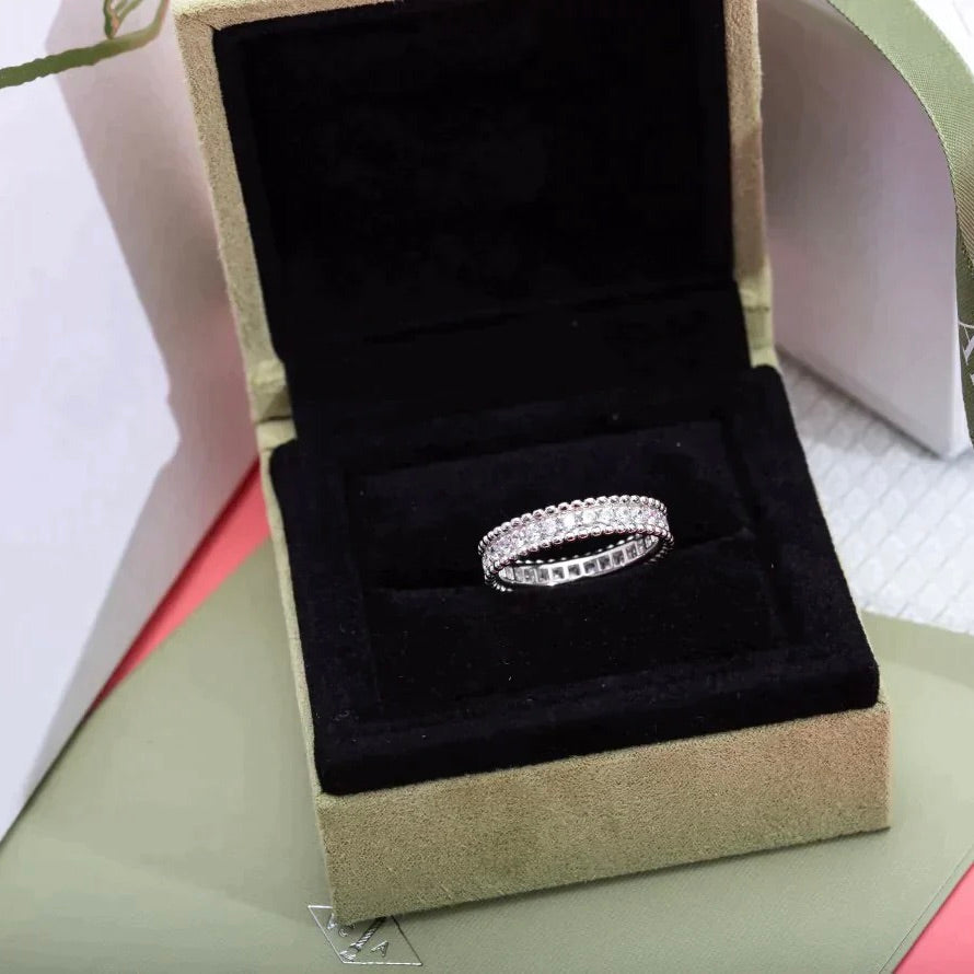 ¡®Glow¡¯PERLEE DIAMOND SILVER RING