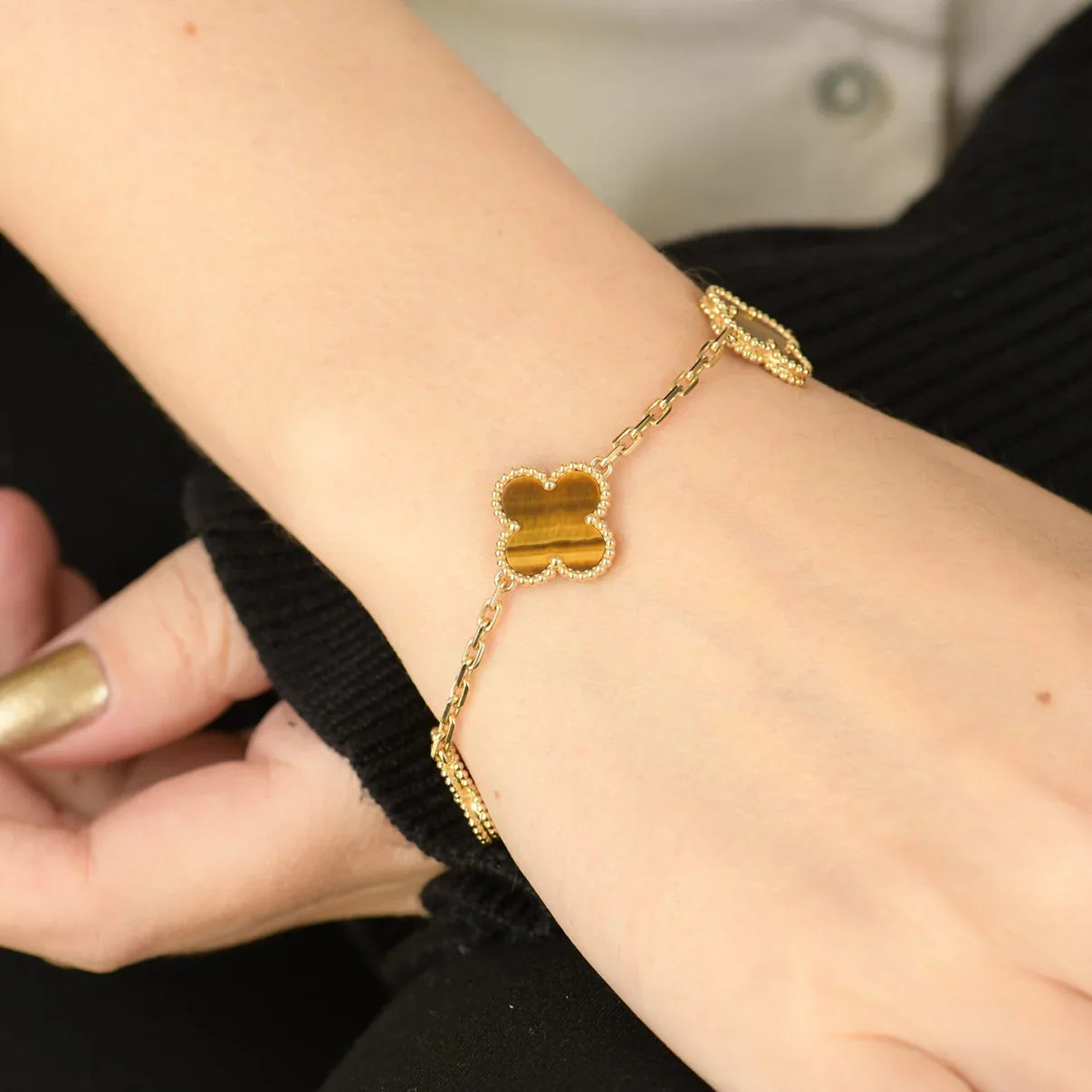 [Glow Jewelry] CLOVER 5 MOTIFS TIGER EYE BRACELET COLLECTION