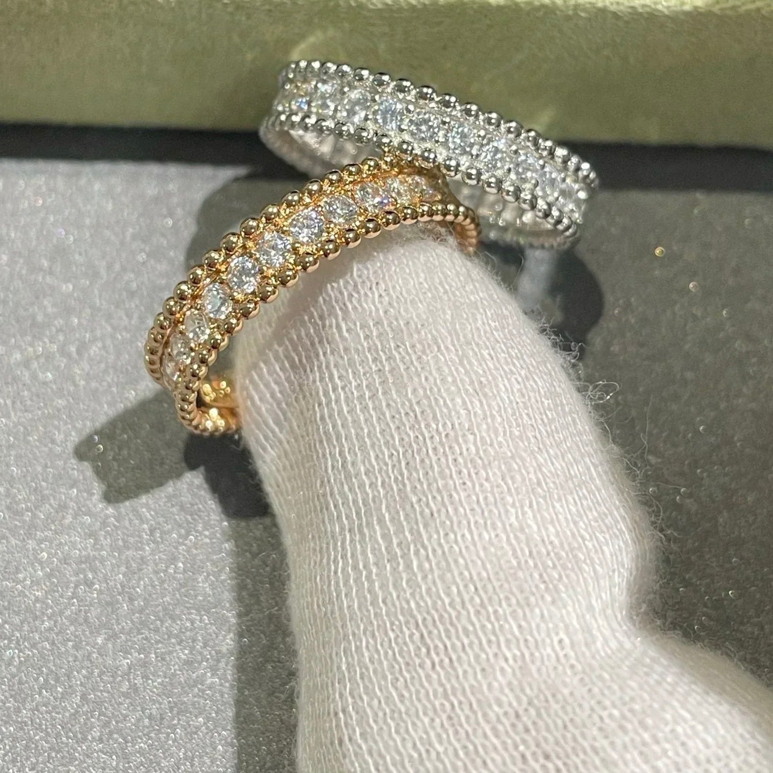 ¡®Glow¡¯PERLEE DIAMOND ROSE GOLD RING