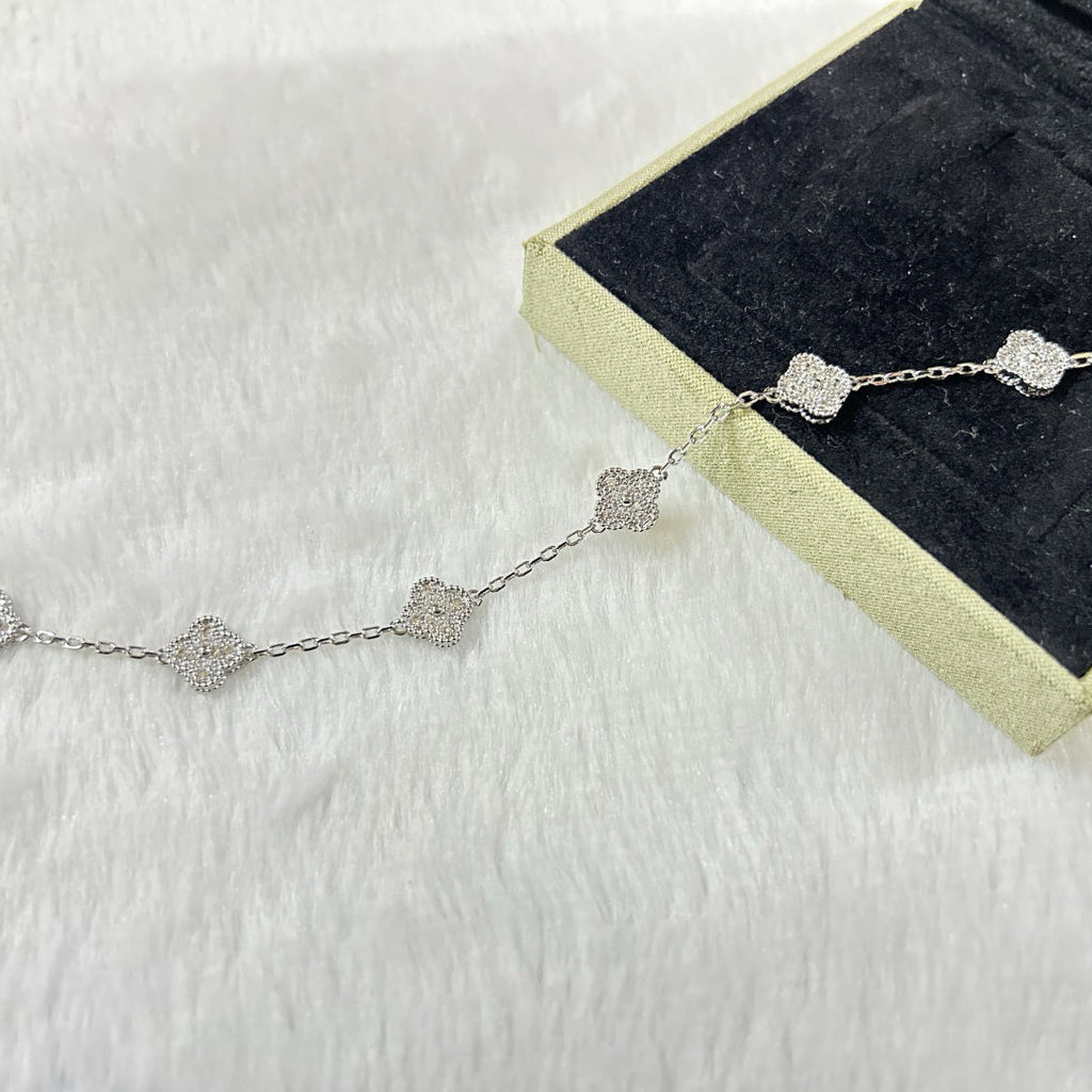[Glow Jewelry]CLOVER 6 MOTIF DIAMOND BRACELET