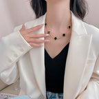 ¡®Glow¡¯CLOVER 10 MOTIFS ONYX NECKLACE