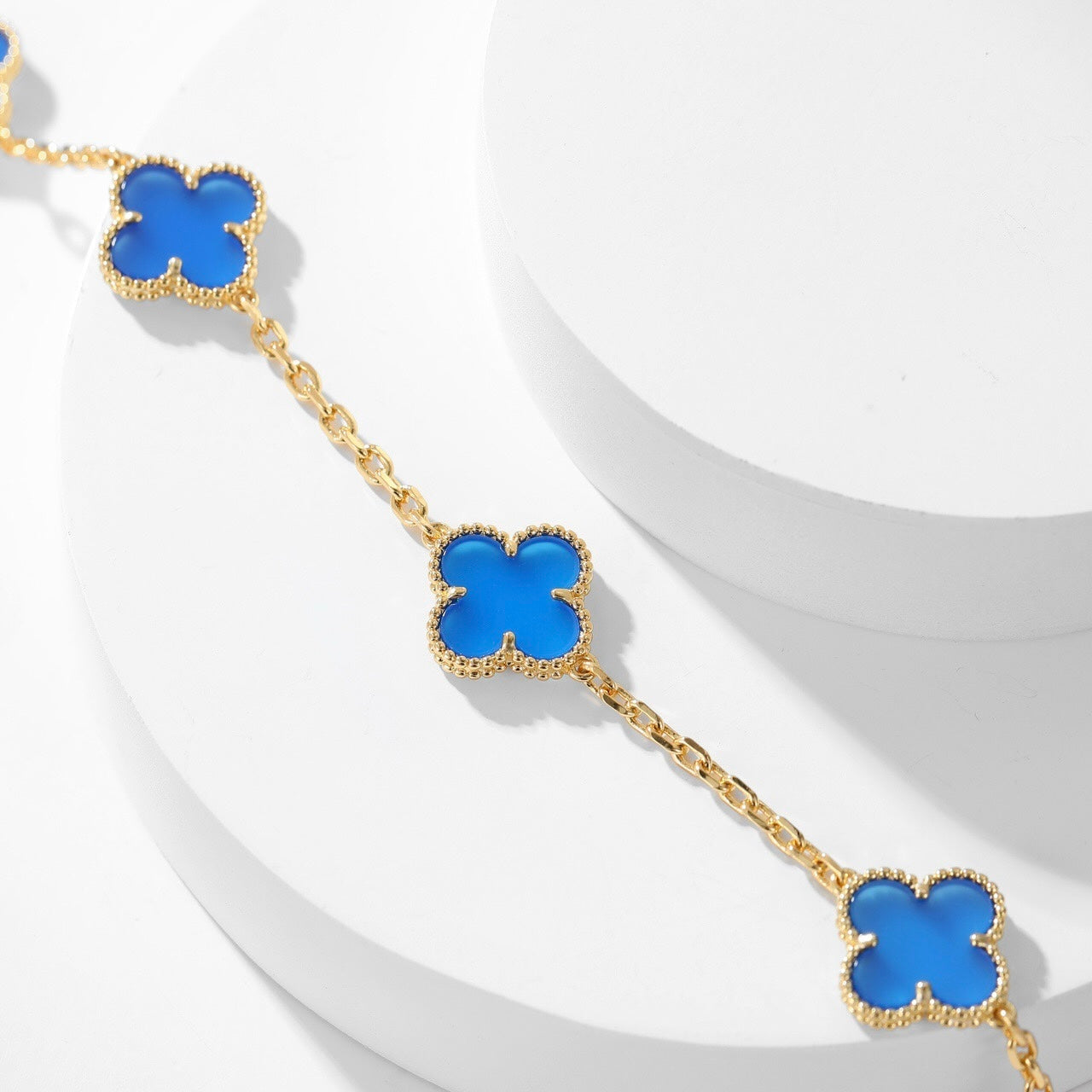 ¡®Glow¡¯CLOVER 10 MOTIFS BLUE AGATE NECKLACE