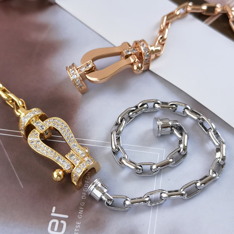 GlowFORCE LARGE HORSESHOE CLASP  METAL BRACELET
