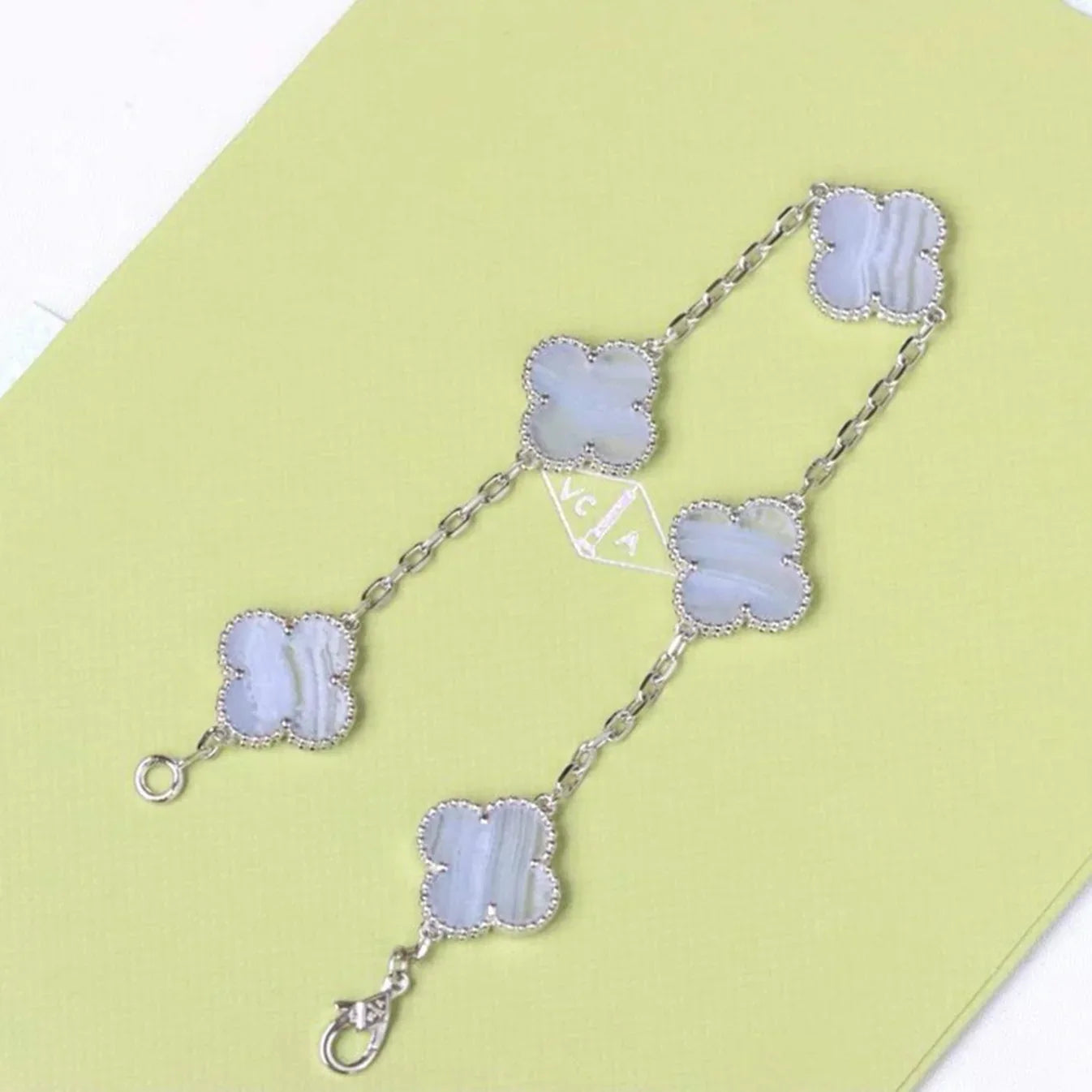 [Glow Jewelry] CLOVER 5 MOTIF PURPLE CHALCEDONY BRACELET COLLECTION