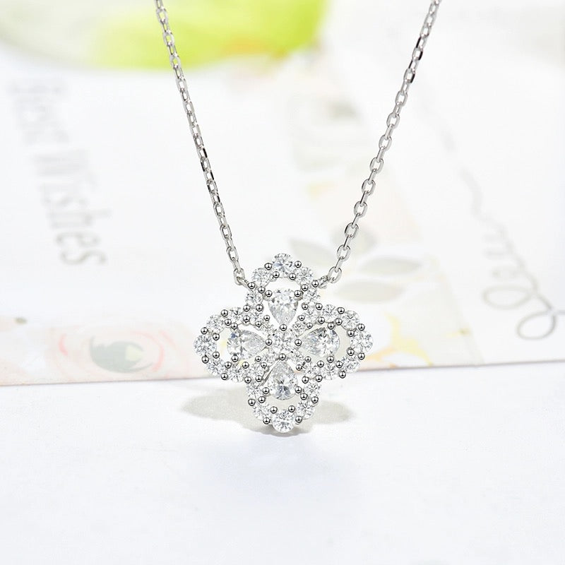 GlowLOOP NECKLACE FULL MOTIF DIAMOND 16MM MULTIPLE COLORS