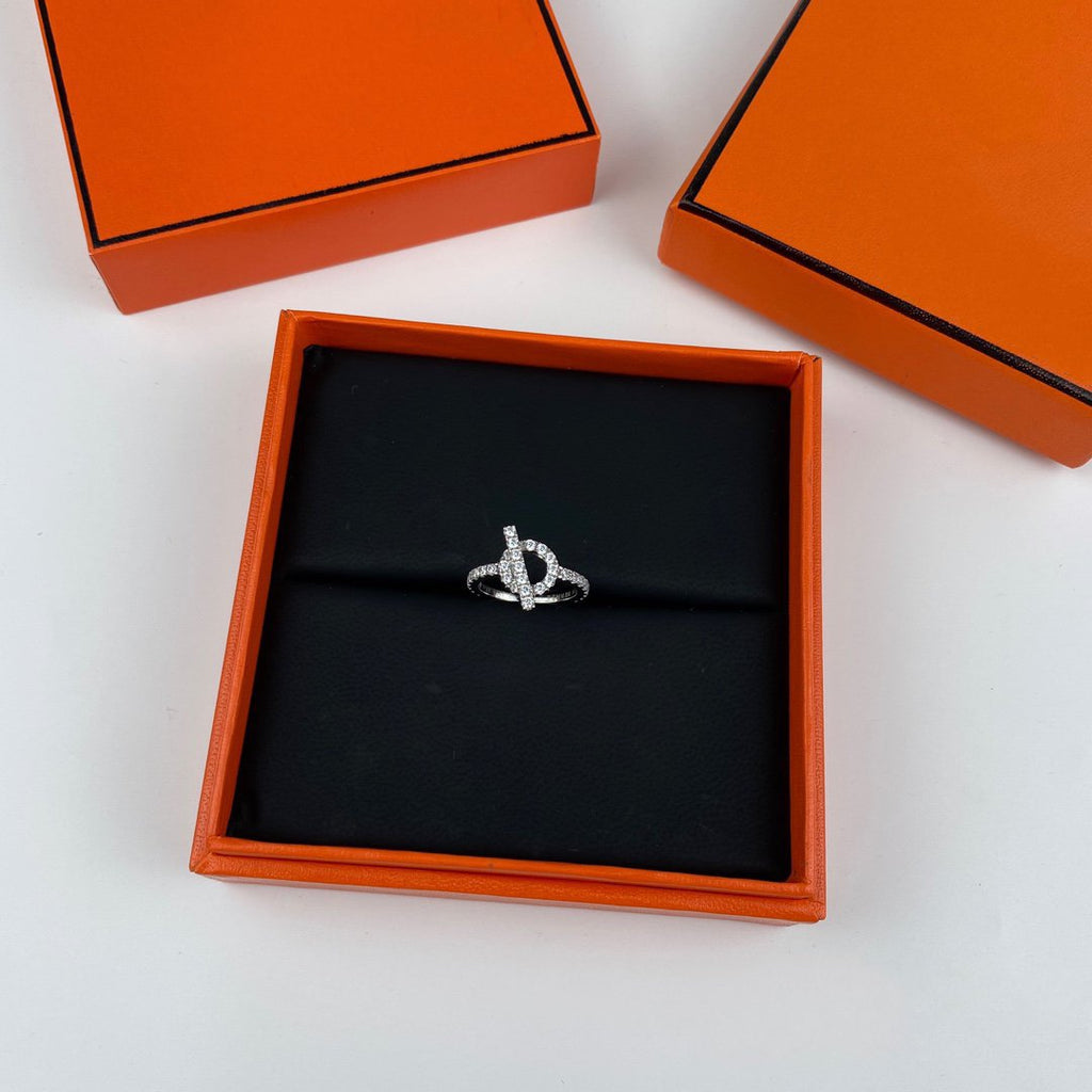 GlowECHAPPEE RING SILVER DIAMOND