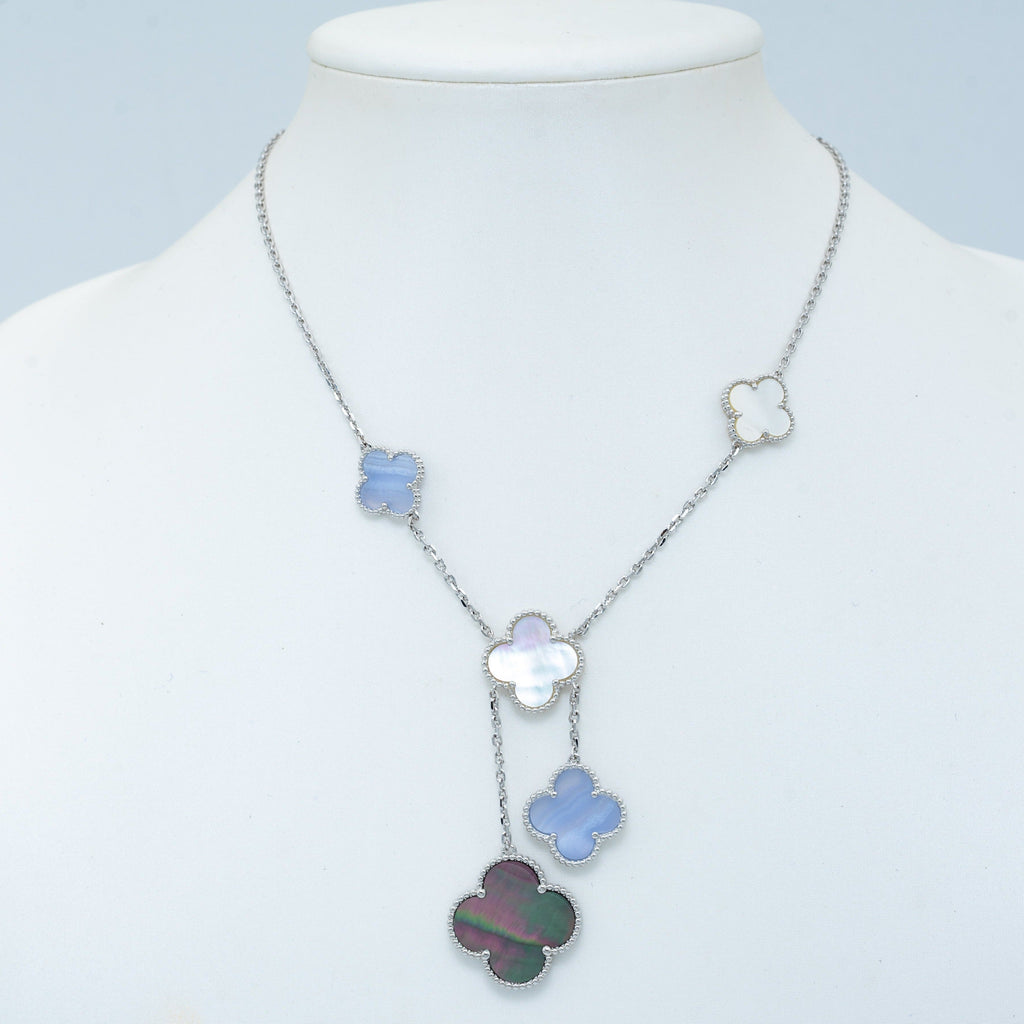 ¡®Glow¡¯CLOVER MOP CHALCEDONY NECKLACE SILVER 6 MOTIF