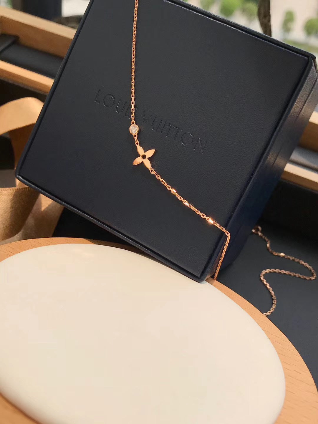 GlowBLOSSOM PENDANT PINK GOLD AND DIAMOND